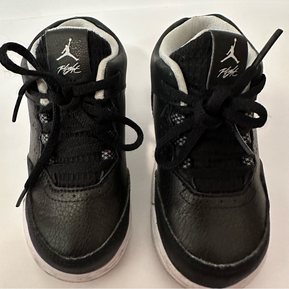 Jordan Kids Sneakers Black and White 7C
